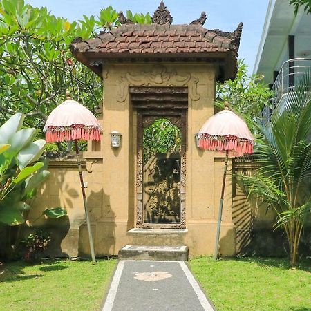 Gianyar Hotel Extérieur photo