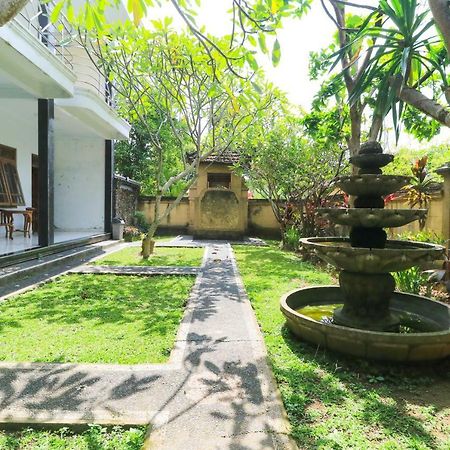 Gianyar Hotel Extérieur photo
