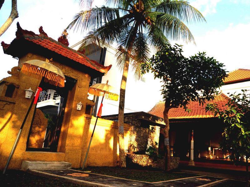 Gianyar Hotel Extérieur photo