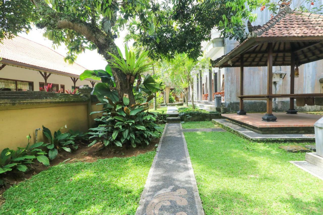Gianyar Hotel Extérieur photo